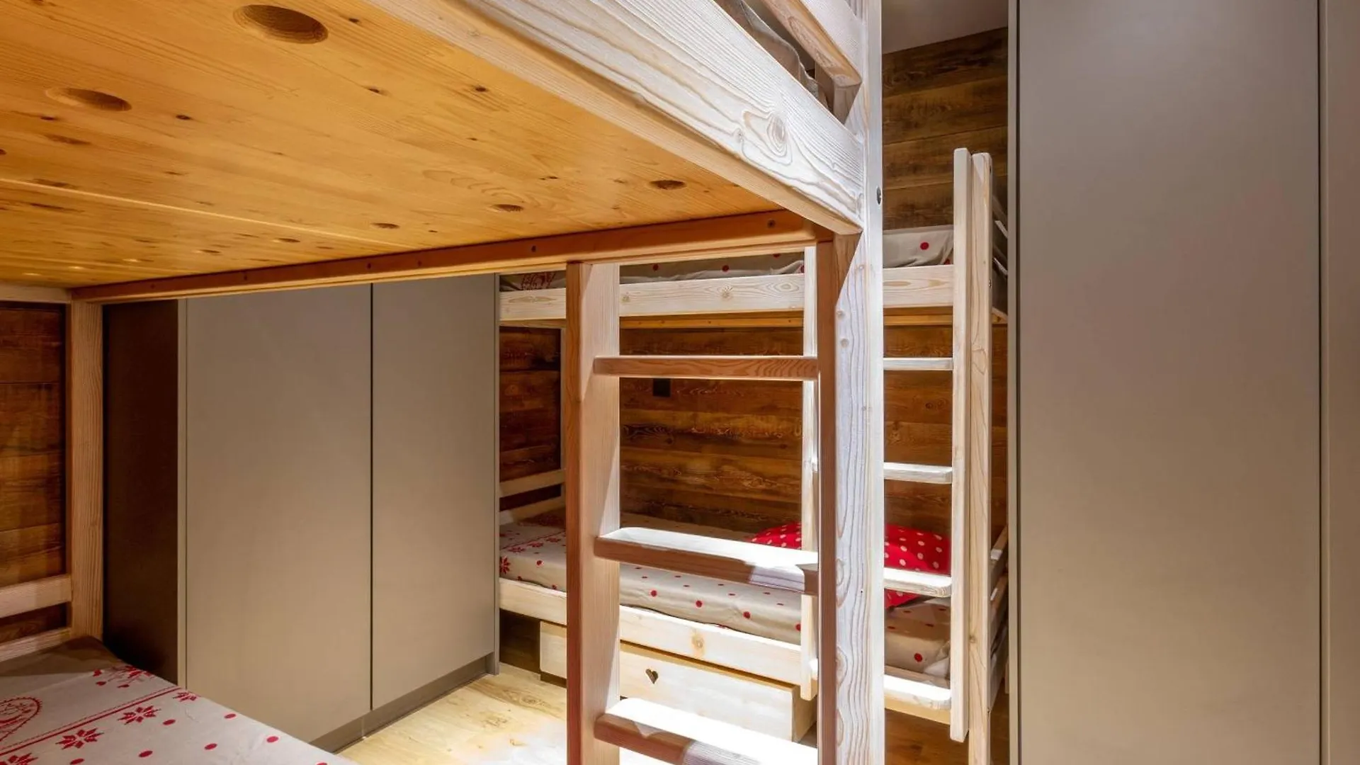 Appartement Skis Aux Pieds Avec Wifi, 5 Personnes - Fr-1-356-518 Valmorel Apartment